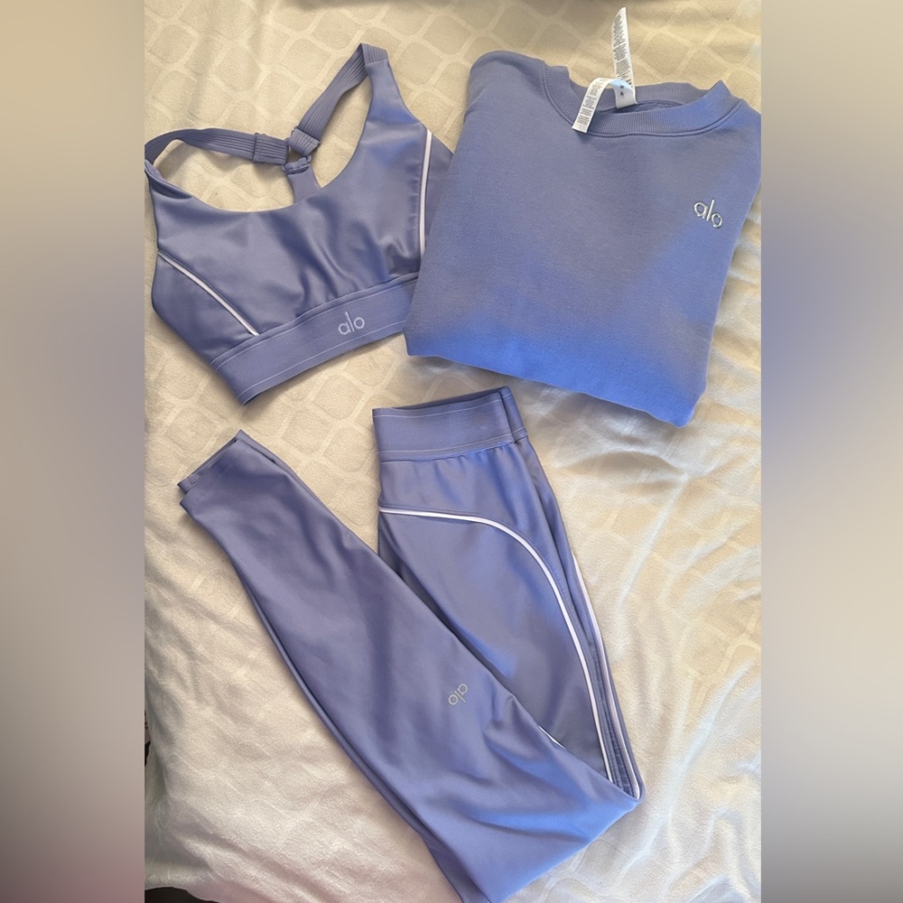 ALO Yoga Lilac Blue Set only